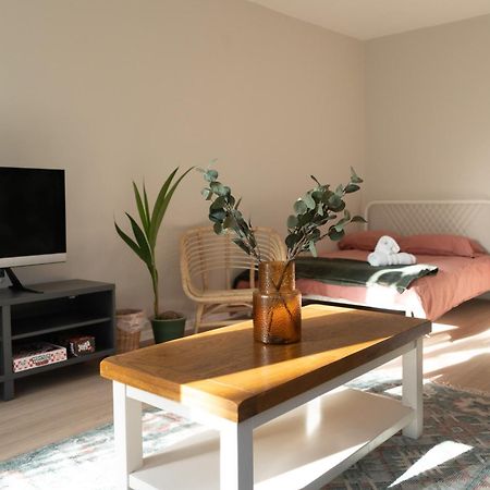 Studio Cabin In Belfast Hotel Bagian luar foto