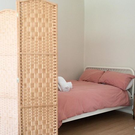 Studio Cabin In Belfast Hotel Bagian luar foto